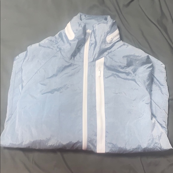 Nike Jacket - Picture 1 of 3
